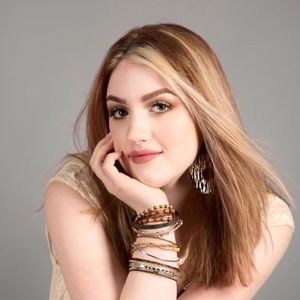 Meet your Posher, Kaitlin